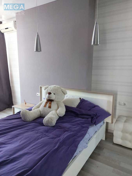 Оренда 2 кімнатної квартири, <a class="location-link" href="/kiev/" title="Недвижимость Київ">Київ</a>, <a class="location-link" href="/kiev/shevchenkovskij/" title="Недвижимость Шевченківський район">Шевченківський р-н</a>, Жилянская ул., 118 (изображение 1)