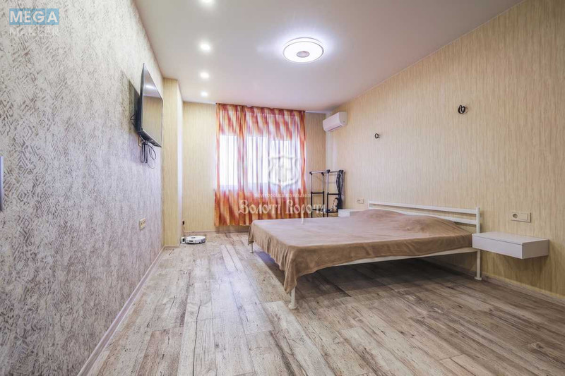 Продаж 1 кімнатної квартири (44/17,5/9,1), 20 пов. 25 пов. будинку, <a class="location-link" href="/brovary/" title="Недвижимость Бровари">Бровари</a>, Київська, 247 (изображение 1)