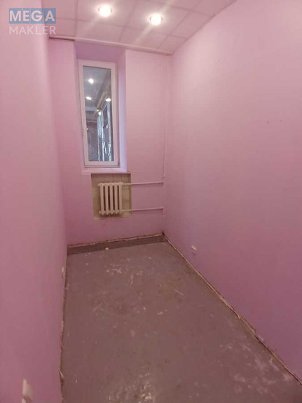 Оренда комерційної нерухомості, 60 кв.м, <a class="location-link" href="/kiev/" title="Недвижимость Київ">Київ</a>, <a class="location-link" href="/kiev/dneprovskij/" title="Недвижимость Дніпровський район">Дніпровський р-н</a>, Будівельників вул., 38 (изображение 1)