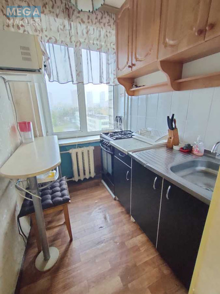 Оренда 1 кімнатної квартири, <a class="location-link" href="/kiev/" title="Недвижимость Київ">Київ</a>, <a class="location-link" href="/kiev/dneprovskij/" title="Недвижимость Дніпровський район">Дніпровський р-н</a>, Березняківська вул., 24Б (изображение 1)