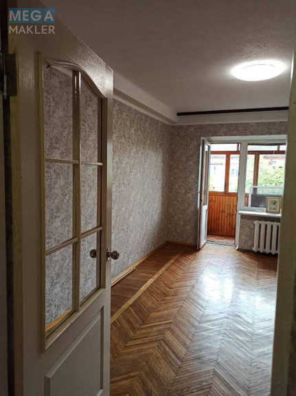 Продаж 1 кімнатної квартири (31,6/15/8), 5 пов. 5 пов. будинку, <a class="location-link" href="/kiev/" title="Недвижимость Київ">Київ</a>, <a class="location-link" href="/kiev/solomenskij/" title="Недвижимость Солом'янський район">Солом'янський р-н</a>, Тополева вул., 6 (изображение 1)