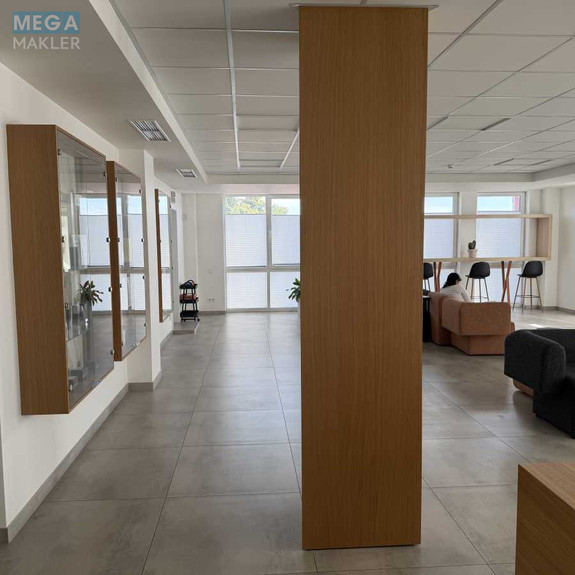 Продаж комерційної нерухомості, 623,90&nbsp;кв.м, <a class="location-link" href="/rovno/" title="Недвижимость Рівне">Рівне</a>, Перший промінь, 7Б (изображение 1)