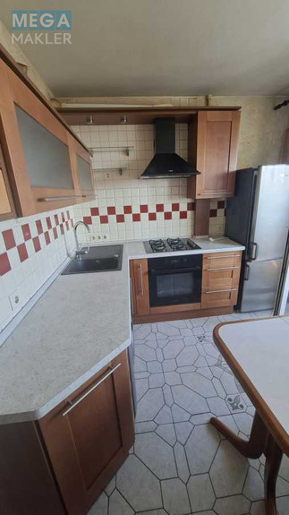 Оренда 2 кімнатної квартири, <a class="location-link" href="/kiev/" title="Недвижимость Київ">Київ</a>, <a class="location-link" href="/kiev/dneprovskij/" title="Недвижимость Дніпровський район">Дніпровський р-н</a>, Генерала Жмаченка вул., 12 (изображение 1)