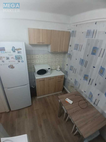 Оренда 2 кімнатної квартири, <a class="location-link" href="/kiev/" title="Недвижимость Київ">Київ</a>, <a class="location-link" href="/kiev/dneprovskij/" title="Недвижимость Дніпровський район">Дніпровський р-н</a>, Верховної Ради бульв., 14 (изображение 1)