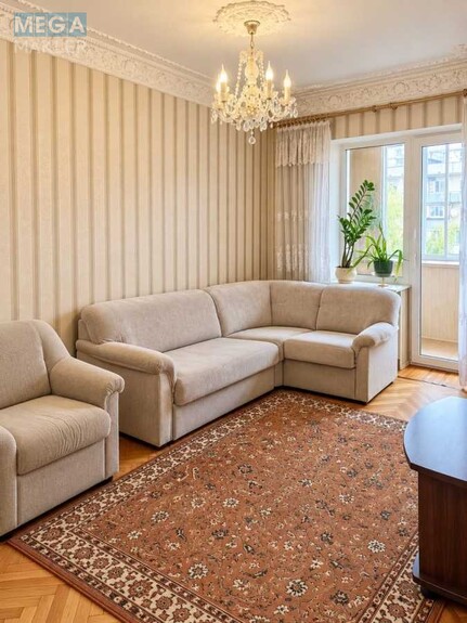 Продаж 3 кімнатної квартири (60,1/46/7), 8 пов. 9 пов. будинку, <a class="location-link" href="/kiev/" title="Недвижимость Київ">Київ</a>, <a class="location-link" href="/kiev/svyatoshinskij/" title="Недвижимость Святошинський район">Святошинський р-н</a>, Зодчих вул., 36 (изображение 1)