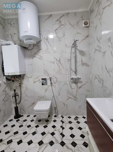 Продаж дома, 3 поверху, 129 кв.м, 5 кімнат, ділянка 1 сотка, <a class="location-link" href="/novye-petrovcy/" title="Недвижимость Нові Петрівці">Нові Петрівці</a>, Садова Балатон (изображение 16)