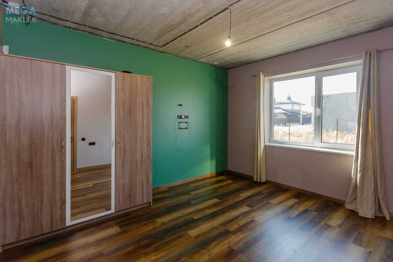 Продаж дома, 2 поверху, 220 кв.м, 10 кімнат, ділянка 12 соток, <a class="location-link" href="/bobrica-selo-kv/" title="Недвижимость Бобриця">Бобриця</a>, Січова, 1 (изображение 5)