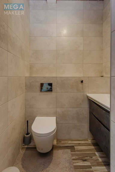 Продаж дома, 2 поверху, 220 кв.м, 10 кімнат, ділянка 12 соток, <a class="location-link" href="/bobrica-selo-kv/" title="Недвижимость Бобриця">Бобриця</a>, Січова, 1 (изображение 10)