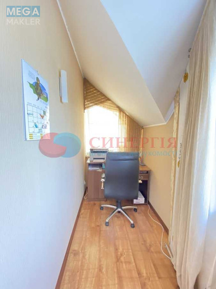 Продаж дома, 3 поверху, 317 кв.м, 6 кімнат, ділянка 13 соток, <a class="location-link" href="/novye-petrovcy/" title="Недвижимость Нові Петрівці">Нові Петрівці</a>, Соборна (изображение 11)