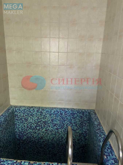 Продаж дома, 3 поверху, 317 кв.м, 6 кімнат, ділянка 13 соток, <a class="location-link" href="/novye-petrovcy/" title="Недвижимость Нові Петрівці">Нові Петрівці</a>, Соборна (изображение 16)