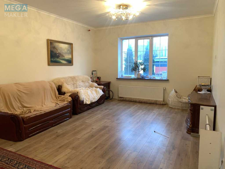 Продаж дома, 2&nbsp;поверху, 358&nbsp;кв.м, 7&nbsp;кімнат, ділянка 9&nbsp;соток, <a class="location-link" href="/kiev/" title="Недвижимость Київ">Київ</a>, <a class="location-link" href="/kiev/solomenskij/" title="Недвижимость Солом'янський район">Солом'янський р-н</a>, Школьная ул., 12л (изображение 3)