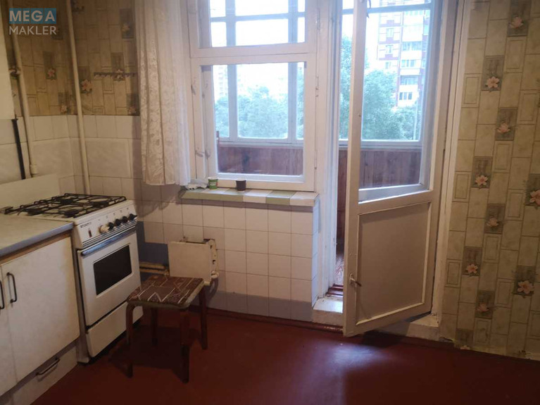 Продаж 1 кімнатної квартири (37/19/8), 3 пов. 9 пов. будинку, <a class="location-link" href="/kiev/" title="Недвижимость Київ">Київ</a>, <a class="location-link" href="/kiev/desnyanskij/" title="Недвижимость Деснянський район">Деснянський р-н</a>, Владимира Маяковского просп., 79а (изображение 6)