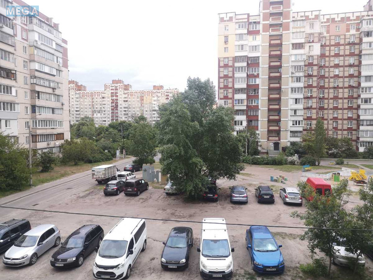 Продаж 1 кімнатної квартири (37/19/8), 3 пов. 9 пов. будинку, <a class="location-link" href="/kiev/" title="Недвижимость Київ">Київ</a>, <a class="location-link" href="/kiev/desnyanskij/" title="Недвижимость Деснянський район">Деснянський р-н</a>, Владимира Маяковского просп., 79а (изображение 10)