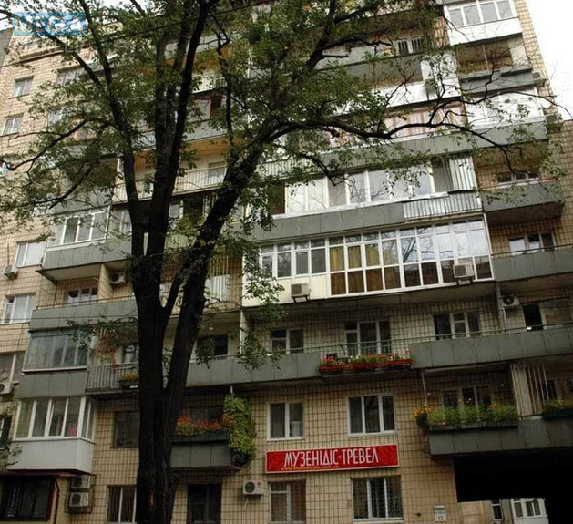 Продаж 3 кімнатної квартири (77/50/7), 2 пов. 9 пов. будинку, <a class="location-link" href="/kiev/" title="Недвижимость Київ">Київ</a>, <a class="location-link" href="/kiev/shevchenkovskij/" title="Недвижимость Шевченківський район">Шевченківський р-н</a>, Малая Житомирская ул., 10 (изображение 9)