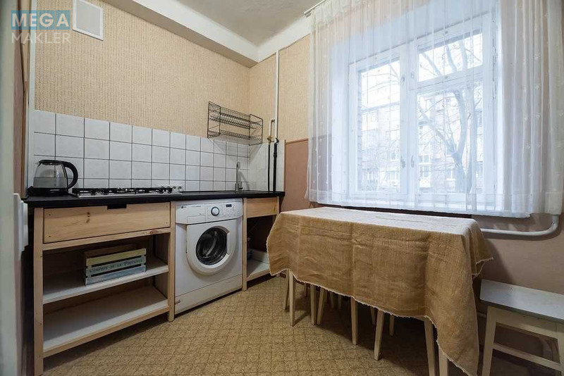 Продаж 1 кімнатної квартири (30/?/?), 2 пов. 5 пов. будинку, <a class="location-link" href="/kiev/" title="Недвижимость Київ">Київ</a>, <a class="location-link" href="/kiev/svyatoshinskij/" title="Недвижимость Святошинський район">Святошинський р-н</a>, Академика Королева ул., 5 (изображение 14)