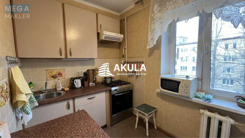 Продаж 3 кімнатної квартири (61/45/6), 4 пов. 5 пов. будинку, <a class="location-link" href="/kiev/" title="Недвижимость Київ">Київ</a>, <a class="location-link" href="/kiev/shevchenkovskij/" title="Недвижимость Шевченківський район">Шевченківський р-н</a>, Туполева Академика вул. (изображение 4)