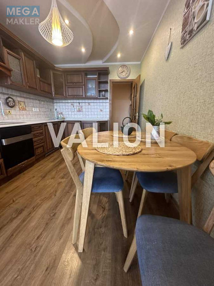 Продаж 3 кімнатної квартири (101/58/?), 10 пов. 12 пов. будинку, <a class="location-link" href="/kiev/" title="Недвижимость Київ">Київ</a>, <a class="location-link" href="/kiev/goloseevskij/" title="Недвижимость Голосіївський район">Голосіївський р-н</a>, Михайла Ломоносова вул., 60а (изображение 8)