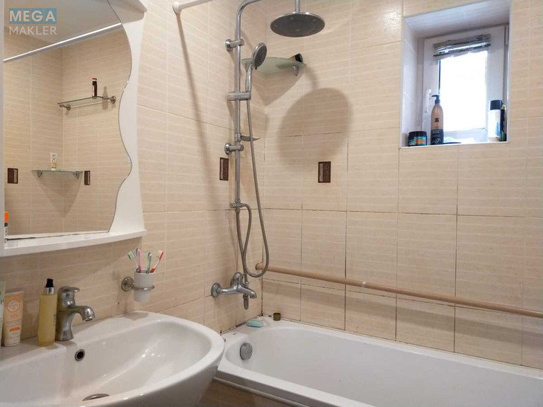 Продаж дома, 1 поверх, 70 кв.м, 3 кімнати, ділянка 190 соток, <a class="location-link" href="/ivankov/" title="Недвижимость Іванків">Іванків</a>, Центральна (изображение 5)