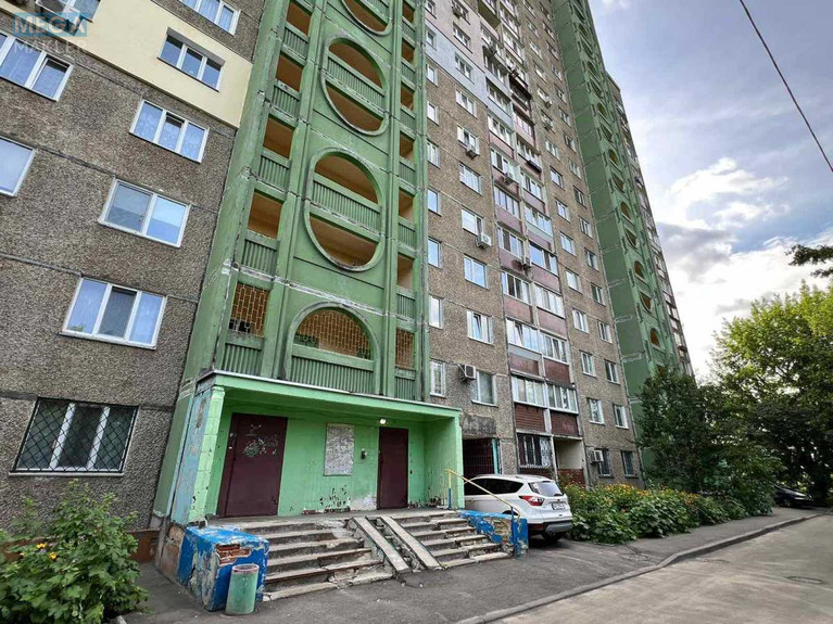 Продаж 3 кімнатної квартири (72/45/9), 2 пов. 16 пов. будинку, <a class="location-link" href="/kiev/" title="Недвижимость Київ">Київ</a>, <a class="location-link" href="/kiev/shevchenkovskij/" title="Недвижимость Шевченківський район">Шевченківський р-н</a>, Грозненская ул., 18 (изображение 20)