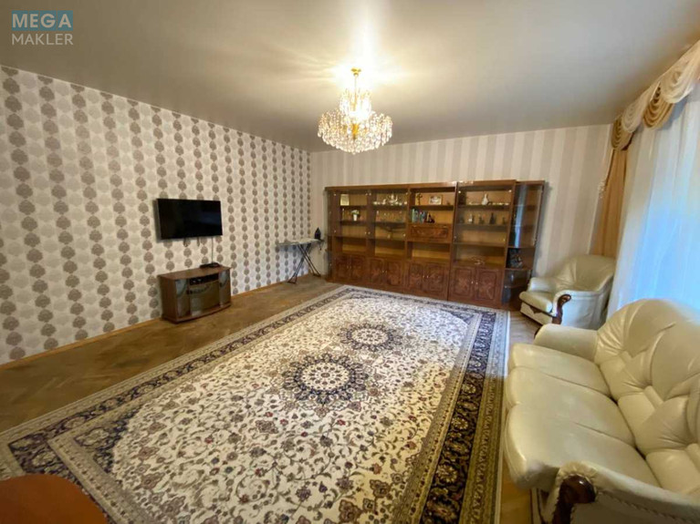 Продаж 3 кімнатної квартири (92/52/13), 1 пов. 9 пов. будинку, <a class="location-link" href="/kiev/" title="Недвижимость Київ">Київ</a>, <a class="location-link" href="/kiev/goloseevskij/" title="Недвижимость Голосіївський район">Голосіївський р-н</a>, Метрологическая ул., 14б (изображение 3)
