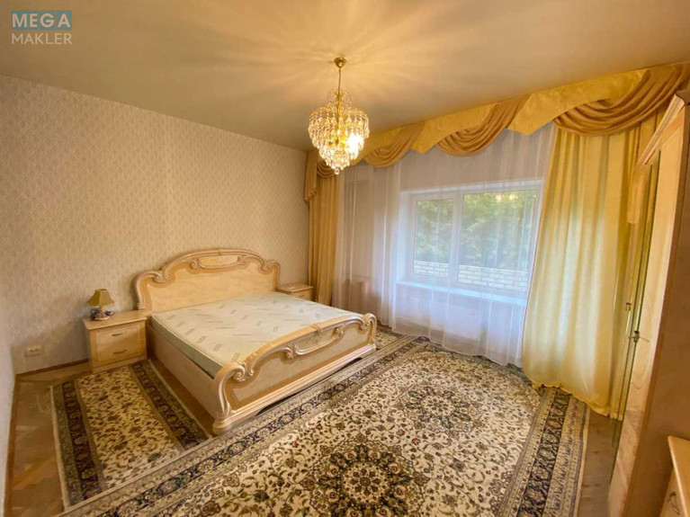 Продаж 3 кімнатної квартири (92/52/13), 1 пов. 9 пов. будинку, <a class="location-link" href="/kiev/" title="Недвижимость Київ">Київ</a>, <a class="location-link" href="/kiev/goloseevskij/" title="Недвижимость Голосіївський район">Голосіївський р-н</a>, Метрологическая ул., 14б (изображение 6)