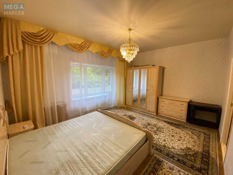 Продаж 3 кімнатної квартири (92/52/13), 1 пов. 9 пов. будинку, <a class="location-link" href="/kiev/" title="Недвижимость Київ">Київ</a>, <a class="location-link" href="/kiev/goloseevskij/" title="Недвижимость Голосіївський район">Голосіївський р-н</a>, Метрологическая ул., 14б (изображение 7)