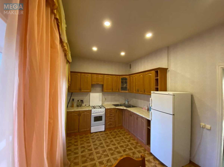 Продаж 3 кімнатної квартири (92/52/13), 1 пов. 9 пов. будинку, <a class="location-link" href="/kiev/" title="Недвижимость Київ">Київ</a>, <a class="location-link" href="/kiev/goloseevskij/" title="Недвижимость Голосіївський район">Голосіївський р-н</a>, Метрологическая ул., 14б (изображение 8)