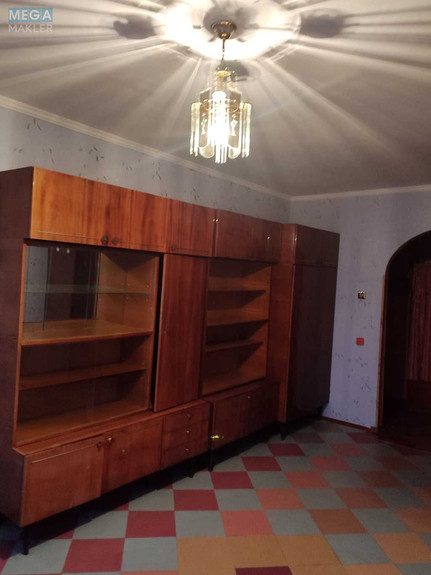 Продаж 3 кімнатної квартири (69/44/9), 7 пов. 9 пов. будинку, <a class="location-link" href="/smela/" title="Недвижимость Сміла">Сміла</a>, Рєпіна (изображение 3)