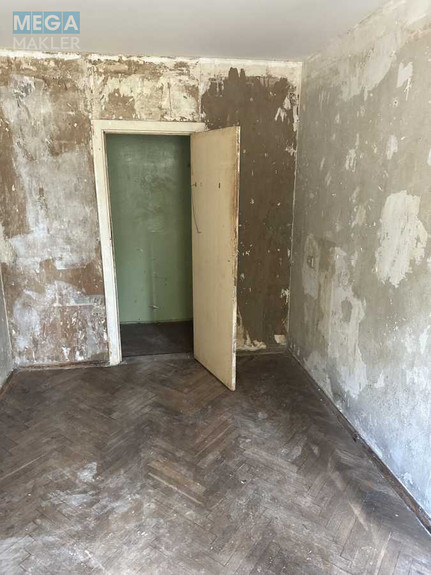 Продаж 3 кімнатної квартири (57/41/5), 1 пов. 5 пов. будинку, <a class="location-link" href="/kiev/" title="Недвижимость Київ">Київ</a>, <a class="location-link" href="/kiev/svyatoshinskij/" title="Недвижимость Святошинський район">Святошинський р-н</a>, Академіка Туполєва вул., 17 (изображение 6)