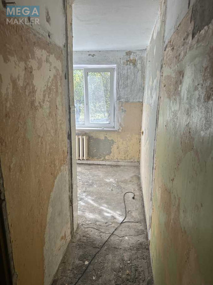 Продаж 3 кімнатної квартири (57/41/5), 1 пов. 5 пов. будинку, <a class="location-link" href="/kiev/" title="Недвижимость Київ">Київ</a>, <a class="location-link" href="/kiev/svyatoshinskij/" title="Недвижимость Святошинський район">Святошинський р-н</a>, Академіка Туполєва вул., 17 (изображение 11)