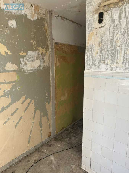 Продаж 3 кімнатної квартири (57/41/5), 1 пов. 5 пов. будинку, <a class="location-link" href="/kiev/" title="Недвижимость Київ">Київ</a>, <a class="location-link" href="/kiev/svyatoshinskij/" title="Недвижимость Святошинський район">Святошинський р-н</a>, Академіка Туполєва вул., 17 (изображение 17)