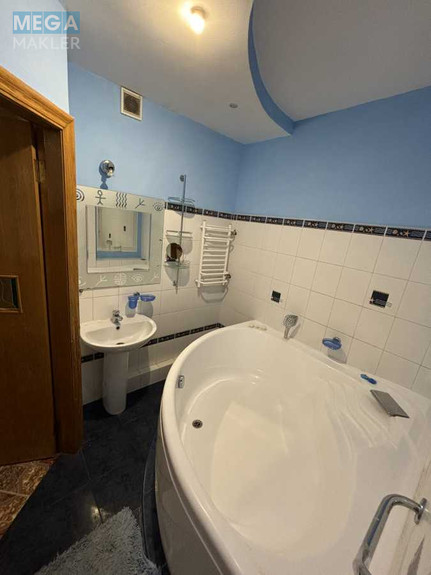 Продаж 4 кімнатної квартири (147/80/27), 11 пов. 20 пов. будинку, <a class="location-link" href="/kiev/" title="Недвижимость Київ">Київ</a>, <a class="location-link" href="/kiev/svyatoshinskij/" title="Недвижимость Святошинський район">Святошинський р-н</a>, Михайла Котельникова вул., 17 (изображение 6)