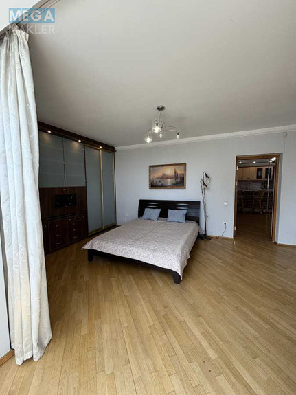 Продаж 4 кімнатної квартири (147/80/27), 11 пов. 20 пов. будинку, <a class="location-link" href="/kiev/" title="Недвижимость Київ">Київ</a>, <a class="location-link" href="/kiev/svyatoshinskij/" title="Недвижимость Святошинський район">Святошинський р-н</a>, Михайла Котельникова вул., 17 (изображение 9)