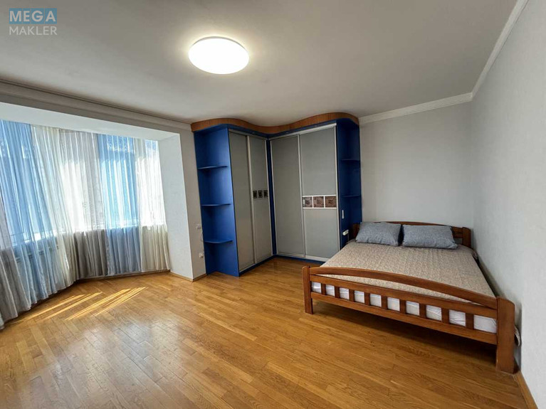 Продаж 4 кімнатної квартири (147/80/27), 11 пов. 20 пов. будинку, <a class="location-link" href="/kiev/" title="Недвижимость Київ">Київ</a>, <a class="location-link" href="/kiev/svyatoshinskij/" title="Недвижимость Святошинський район">Святошинський р-н</a>, Михайла Котельникова вул., 17 (изображение 15)