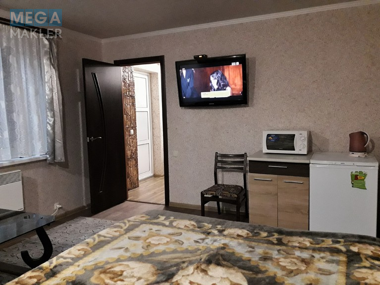 Оренда дома, люкс, <a class="location-link" href="/sviatogorsk/" title="Недвижимость Святогірськ">Святогірськ</a>, ул.Шевченко (изображение 2)