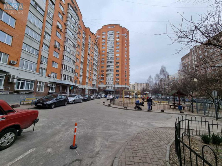 Продаж 3 кімнатної квартири (100/58/17), 14 пов. 16 пов. будинку, <a class="location-link" href="/brovary/" title="Недвижимость Бровари">Бровари</a>, Голуба, 1в (изображение 16)