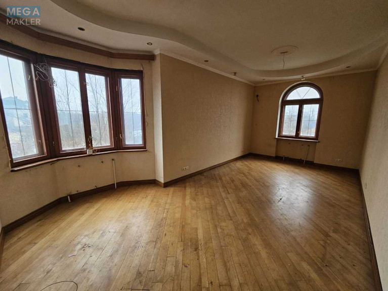 Продаж дома, 2&nbsp;поверху, 197&nbsp;кв.м, 4&nbsp;кімнати, ділянка 5&nbsp;соток, <a class="location-link" href="/kiev/" title="Недвижимость Київ">Київ</a>, <a class="location-link" href="/kiev/dneprovskij/" title="Недвижимость Дніпровський район">Дніпровський р-н</a>, Русанівські сади вул., 6 (изображение 4)