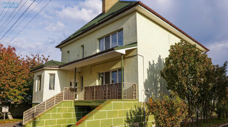 Продаж дома, 2 поверху, 354 кв.м, 6 кімнат, ділянка 9 соток, <a class="location-link" href="/lutsk/" title="Недвижимость Луцьк">Луцьк</a>, Тиха, 1 (изображение 3)