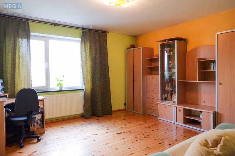 Продаж дома, 2 поверху, 354 кв.м, 6 кімнат, ділянка 9 соток, <a class="location-link" href="/lutsk/" title="Недвижимость Луцьк">Луцьк</a>, Тиха, 1 (изображение 12)