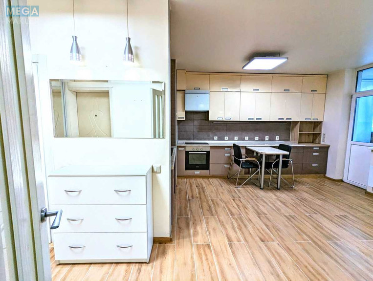 Продаж 1 кімнатної квартири (47/?/25), 2 пов. 21 пов. будинку, <a class="location-link" href="/kiev/" title="Недвижимость Київ">Київ</a>, <a class="location-link" href="/kiev/shevchenkovskij/" title="Недвижимость Шевченківський район">Шевченківський р-н</a>, Сікорського вул., 1 (изображение 2)