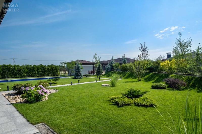 Продаж дома, 1 поверх, 255 кв.м, 4 кімнати, ділянка 12 соток, <a class="location-link" href="/vishenki-selo-kv/" title="Недвижимость Вишеньки">Вишеньки</a>, Липська (изображение 4)