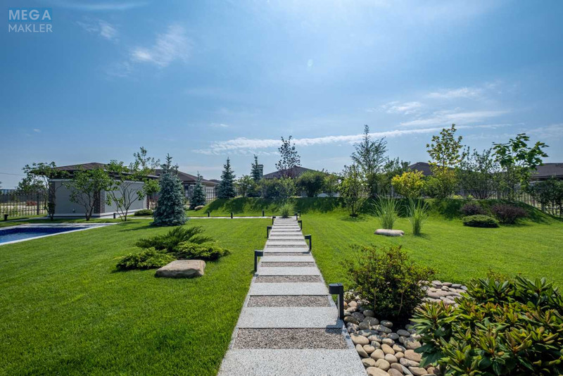 Продаж дома, 1 поверх, 255 кв.м, 4 кімнати, ділянка 12 соток, <a class="location-link" href="/vishenki-selo-kv/" title="Недвижимость Вишеньки">Вишеньки</a>, Липська (изображение 5)