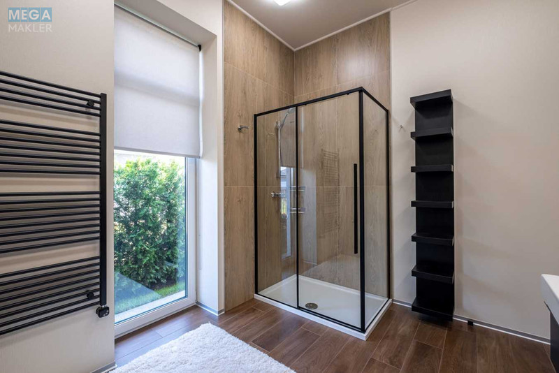Продаж дома, 1 поверх, 255 кв.м, 4 кімнати, ділянка 12 соток, <a class="location-link" href="/vishenki-selo-kv/" title="Недвижимость Вишеньки">Вишеньки</a>, Липська (изображение 23)