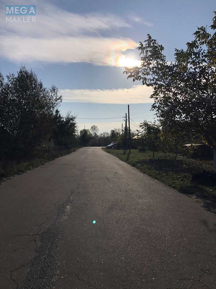 Продажа участка, 11 соток, участок под жилую застройку, <a class="location-link" href="/chernigov/" title="Недвижимость Чернігів">Чернігів</a>, <a class="location-link" href="/chernigov/desnyanskij/" title="Недвижимость Деснянський район">Деснянський р-н</a>, Центральна (изображение 6)