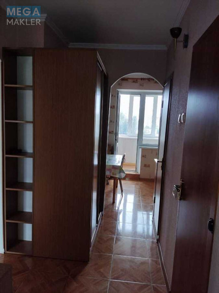 Продаж 1 кімнатної квартири (37/19/8), 7 пов. 9 пов. будинку, <a class="location-link" href="/kiev/" title="Недвижимость Київ">Київ</a>, <a class="location-link" href="/kiev/desnyanskij/" title="Недвижимость Деснянський район">Деснянський р-н</a>, Владимира Маяковского просп., 32в (изображение 4)