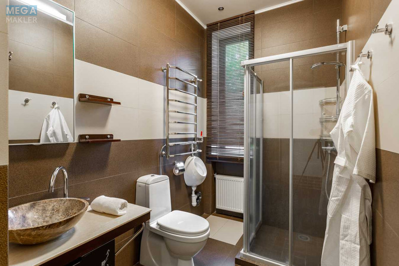 Продаж дома, 2 поверху, 365 кв.м, 5 кімнат, ділянка 30 соток, <a class="location-link" href="/starye-petrovcy/" title="Недвижимость Старі Петрівці">Старі Петрівці</a>, Лесі Українки, 33 (изображение 20)