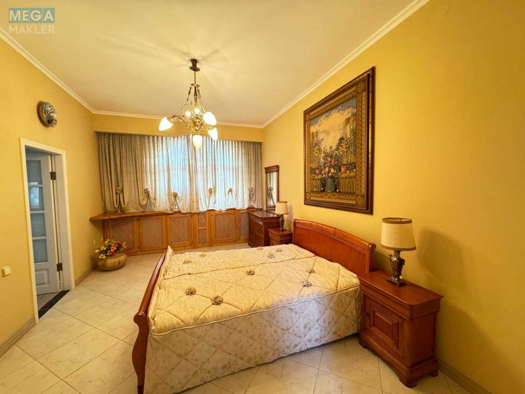 Продаж дома, 2 поверху, 723 кв.м, 6 кімнат, ділянка 12 соток, <a class="location-link" href="/odessa/" title="Недвижимость Одеса">Одеса</a>, <a class="location-link" href="/odessa/primorskij/" title="Недвижимость Приморський район">Приморський р-н</a>, Коллективный переулок (изображение 16)