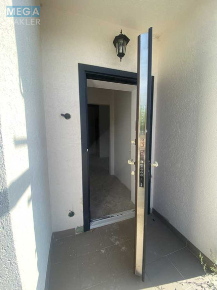 Продаж дома, 2 поверху, 57 кв.м, 2 кімнати, ділянка 1 сотка, <a class="location-link" href="/borispol/" title="Недвижимость Бориспіль">Бориспіль</a>, Ясна, 44 (изображение 2)
