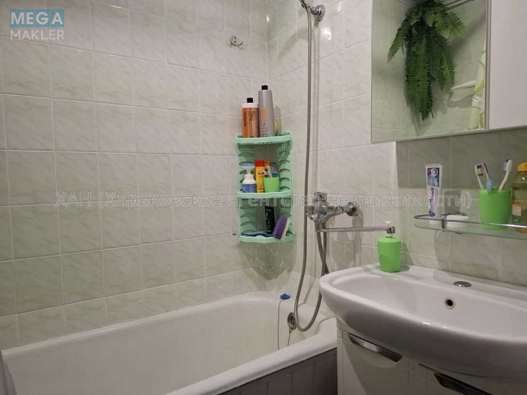 Продаж 3 кімнатної квартири (68,9/40,6/11,6), 8 пов. 16 пов. будинку, <a class="location-link" href="/kharkov/" title="Недвижимость Харків">Харків</a>, <a class="location-link" href="/kharkov/moskovskij/" title="Недвижимость Московський район">Московський р-н</a>, Гвардейцев Широнинцев ул. (изображение 21)