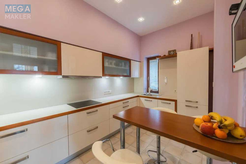 Продаж дома, 2 поверху, 265 кв.м, 5 кімнат, ділянка 24 сотки, <a class="location-link" href="/procov/" title="Недвижимость Проців">Проців</a>, Центральна (изображение 10)